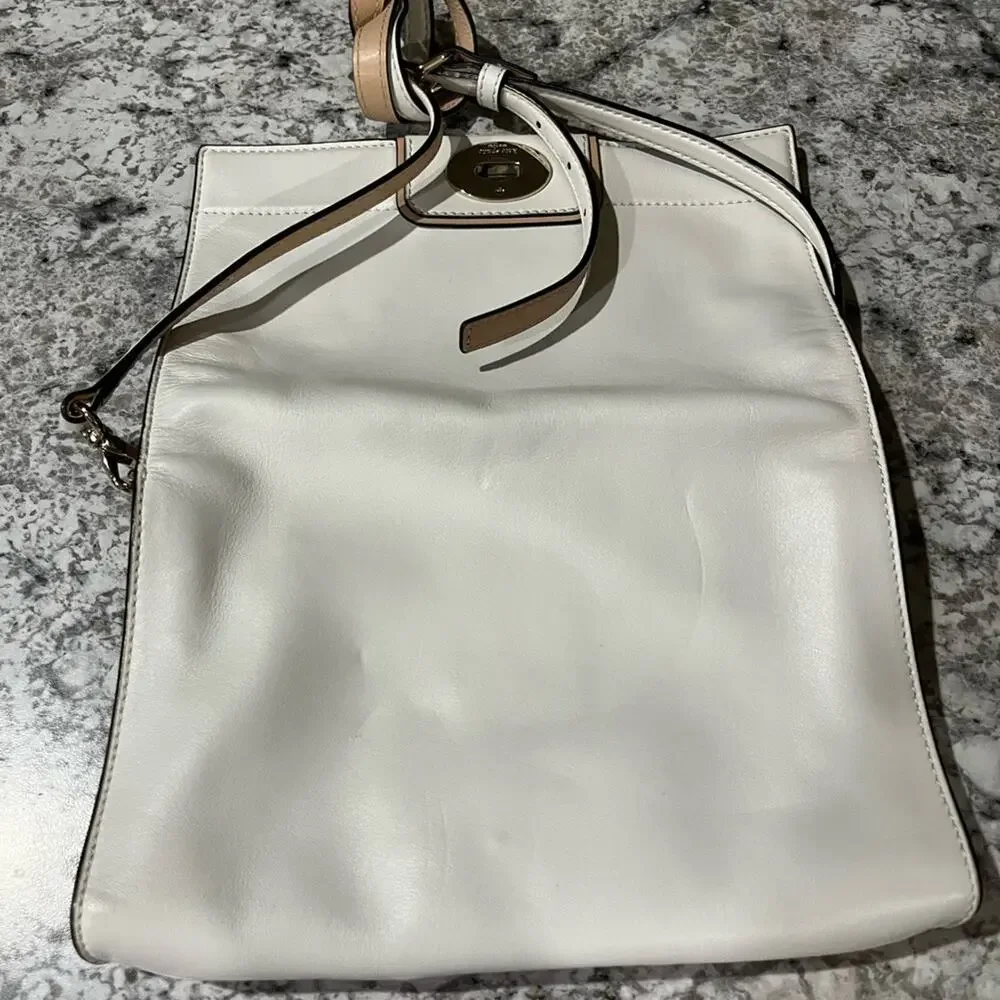 Kate Spade Hampton Road Juliana Turn Lock White Leather 2 Way Crossbody Clutch